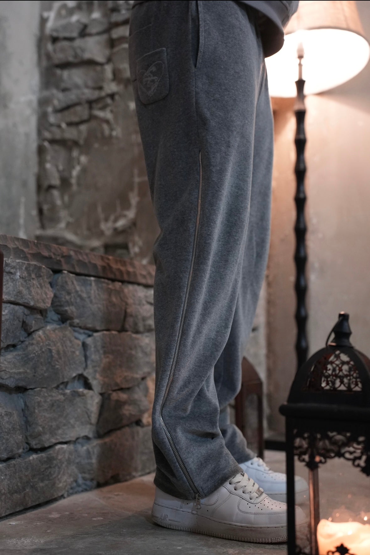 FR0ZE sweatpants (PREORDERED ITEM 2-4 WEEKS)