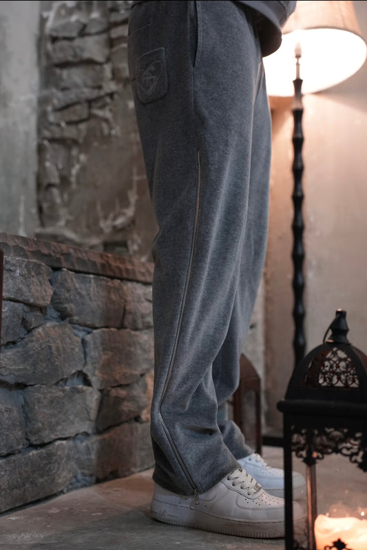 FR0ZE sweatpants (PREORDERED ITEM 2-4 WEEKS)